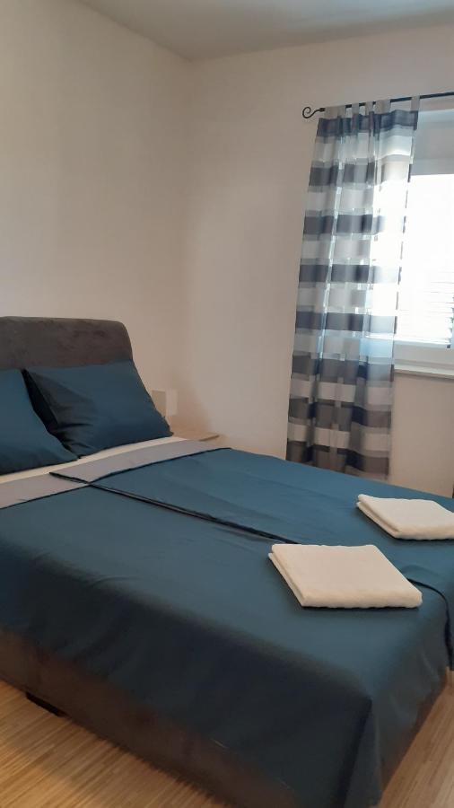 Apartman Nina Vodice Exteriör bild