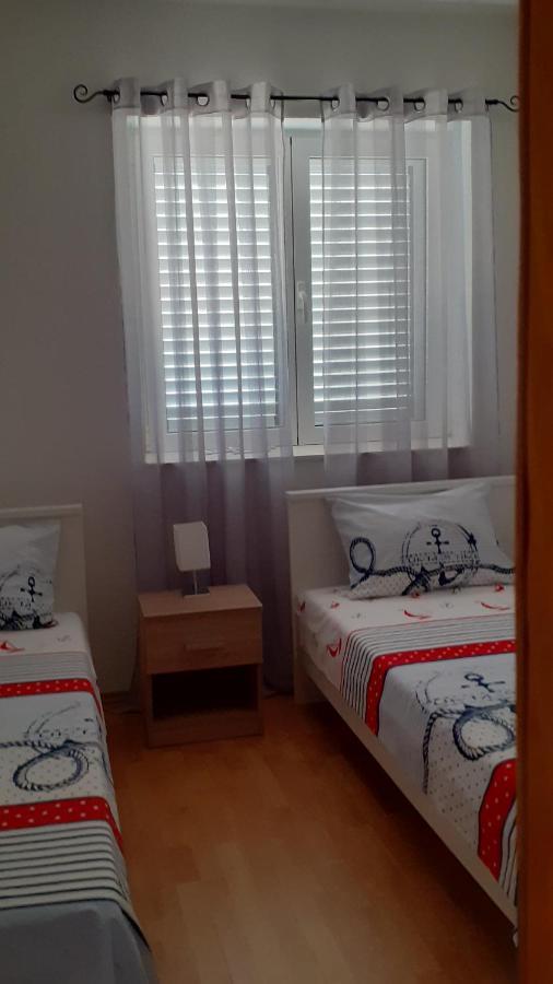 Apartman Nina Vodice Exteriör bild