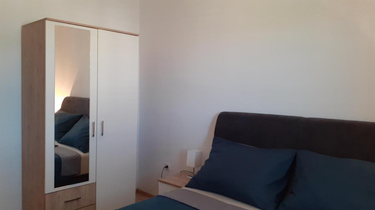 Apartman Nina Vodice Exteriör bild