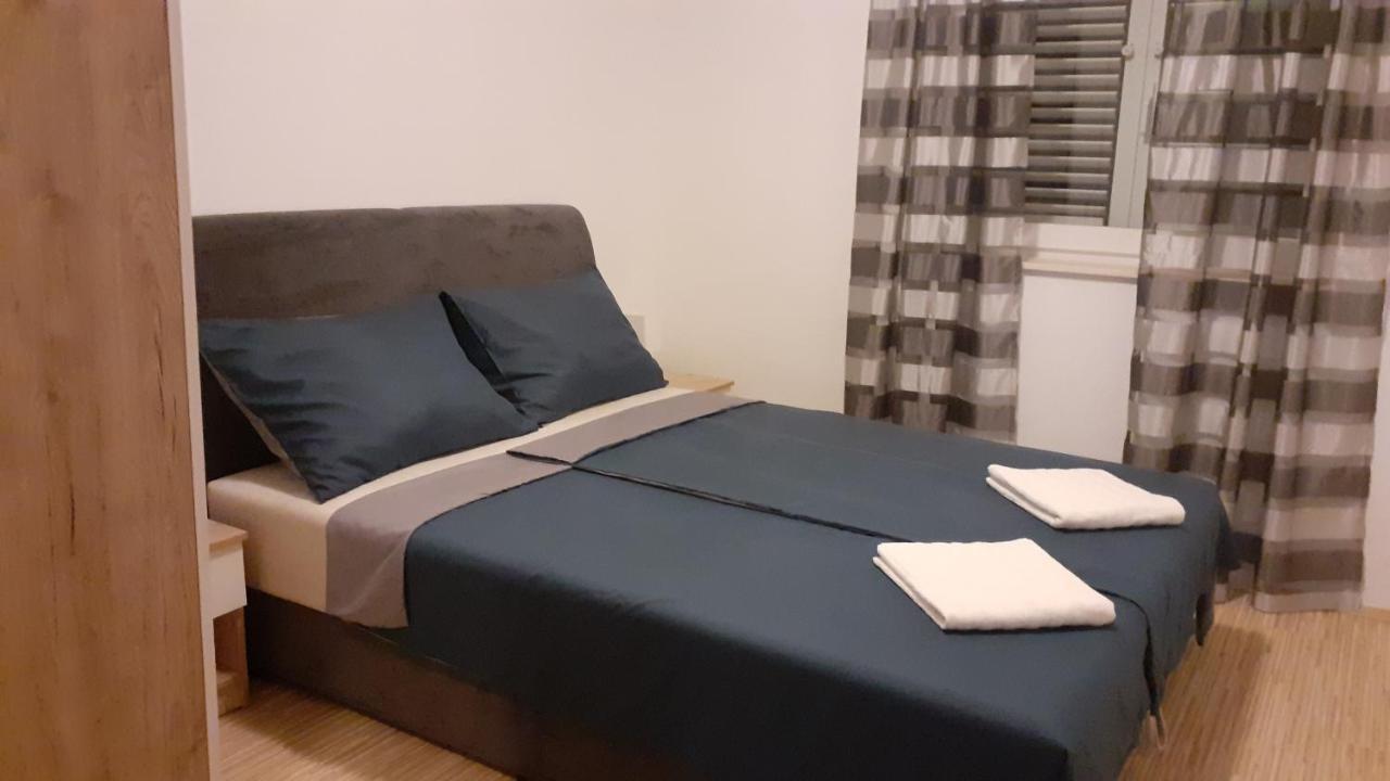 Apartman Nina Vodice Exteriör bild